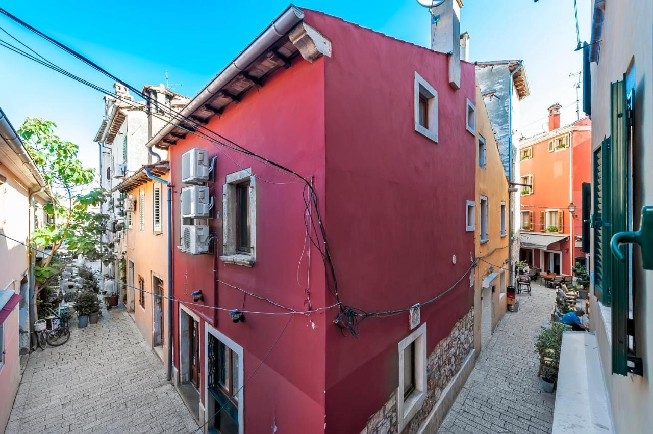 Otto Apartment With Sea View And Parking Rovinj Kültér fotó